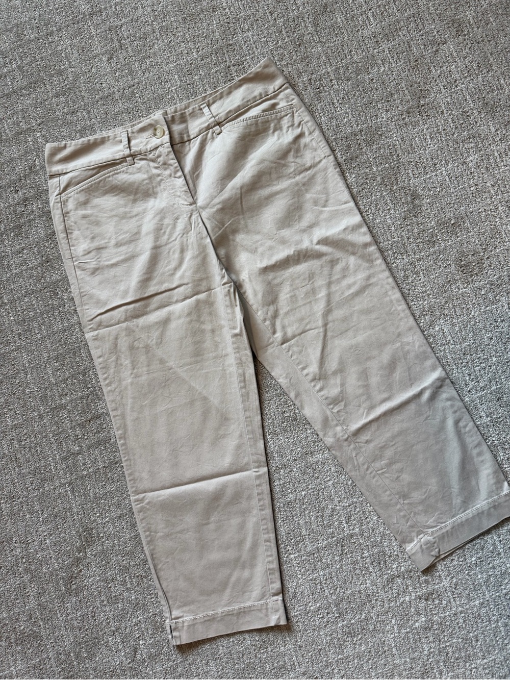 LOFT Capri Khaki Pants, Light Tan, Mid-Rise, Pockets, Classic, size 6
